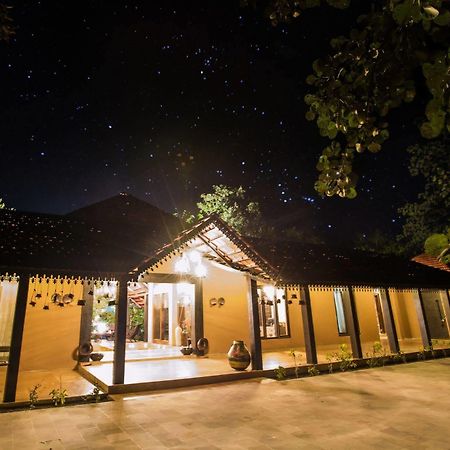 Vannraj Resort And Spa Khawāsa Esterno foto